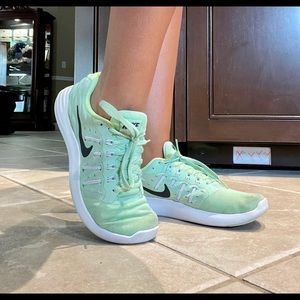 Nike  lunarstelos running shoes!